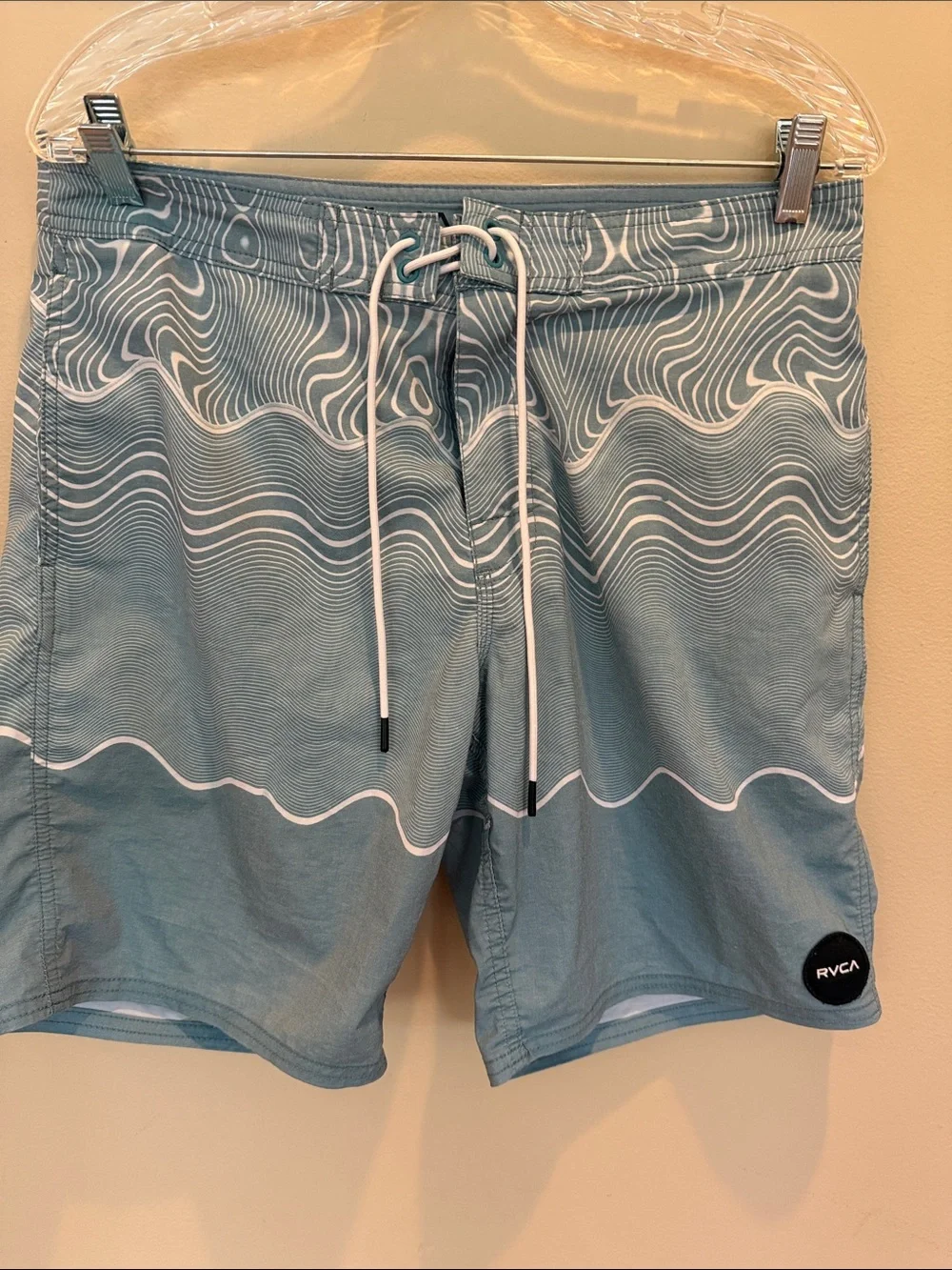 RVCA Men's Light Blue Wave-Pattern Board Shorts